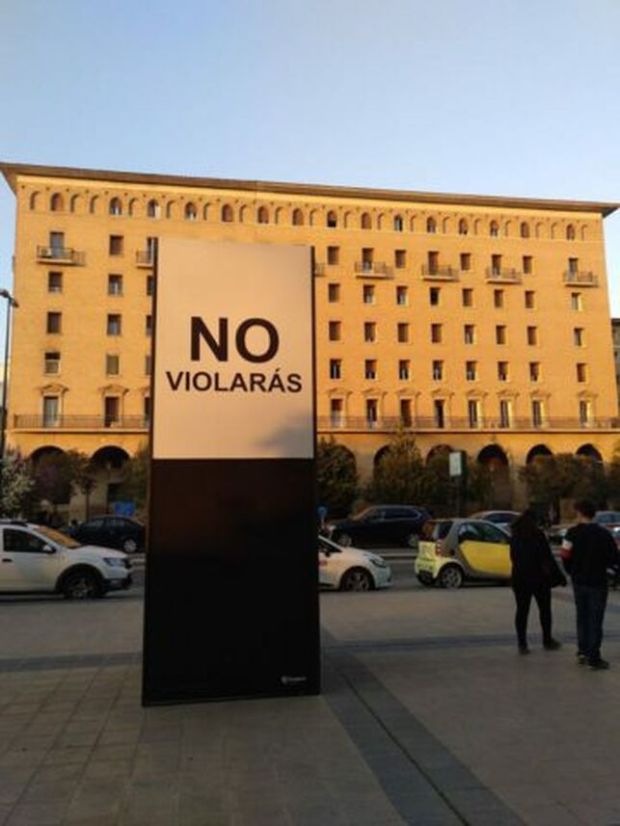 Carteles-violaras-Zaragoza_EDIIMA20190516_0668_5